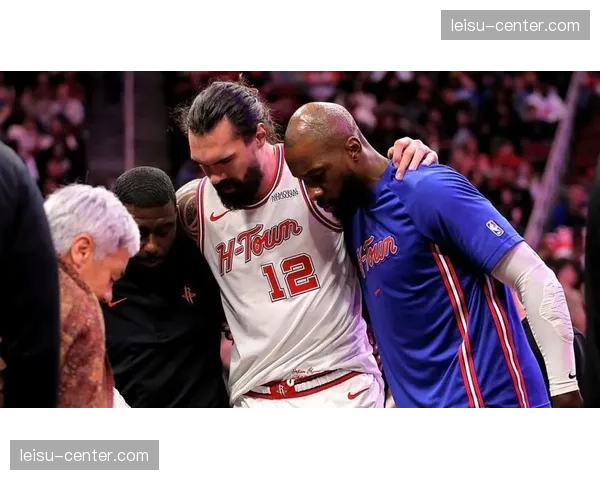 火箭亚当斯脚踝手术赛季报销 内线护框资源严重不足